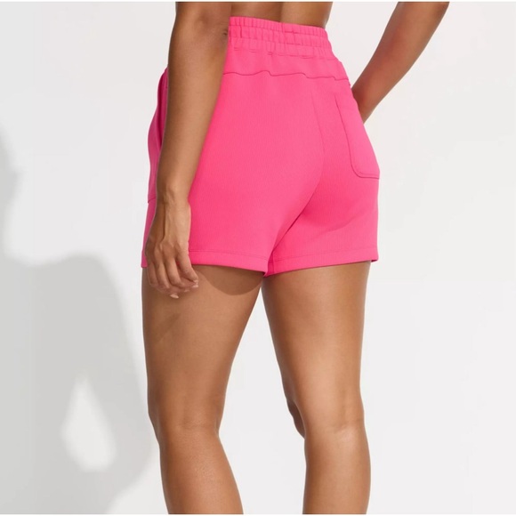 Mondetta Womens Midweight Ribbed Scuba Short Medium NEW - Picture 5 of 7